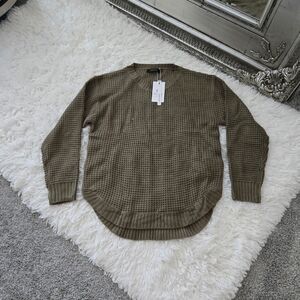 Fashion Olive Green Knit sweater. Size Medium. New